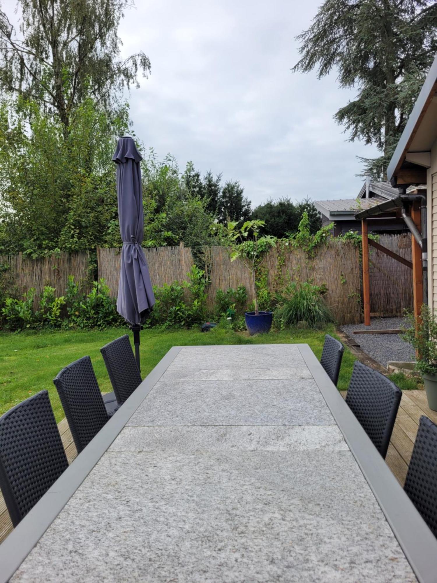 Rustig Gelegen Chalet Kapeki Met Tuin Aan Het Water Geel Kültér fotó